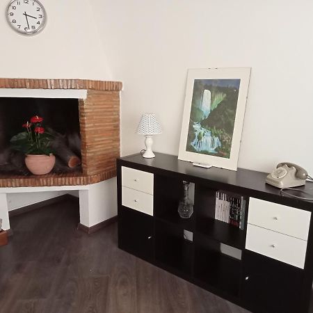 Casa Sofia - Appartamento Con Parcheggio Riservato 特尔尼 外观 照片